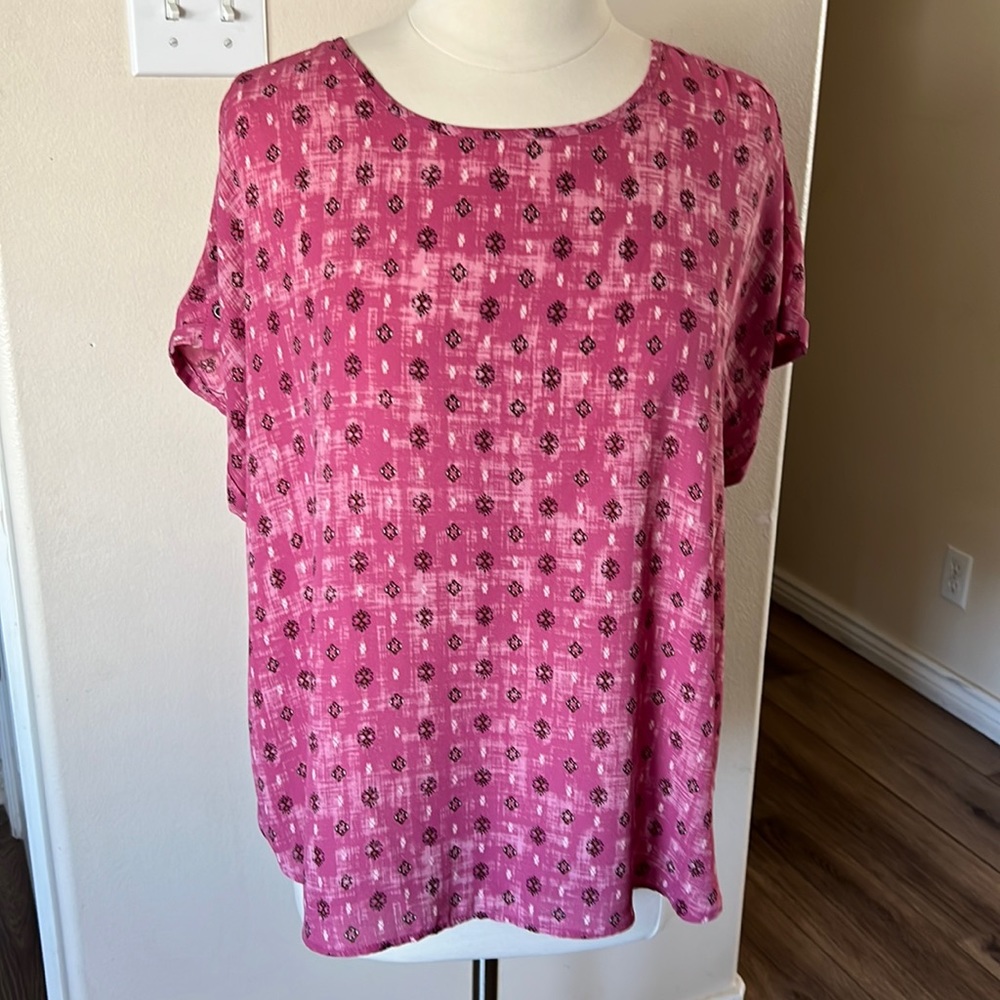 Delton Floral Zipper Back Blouse